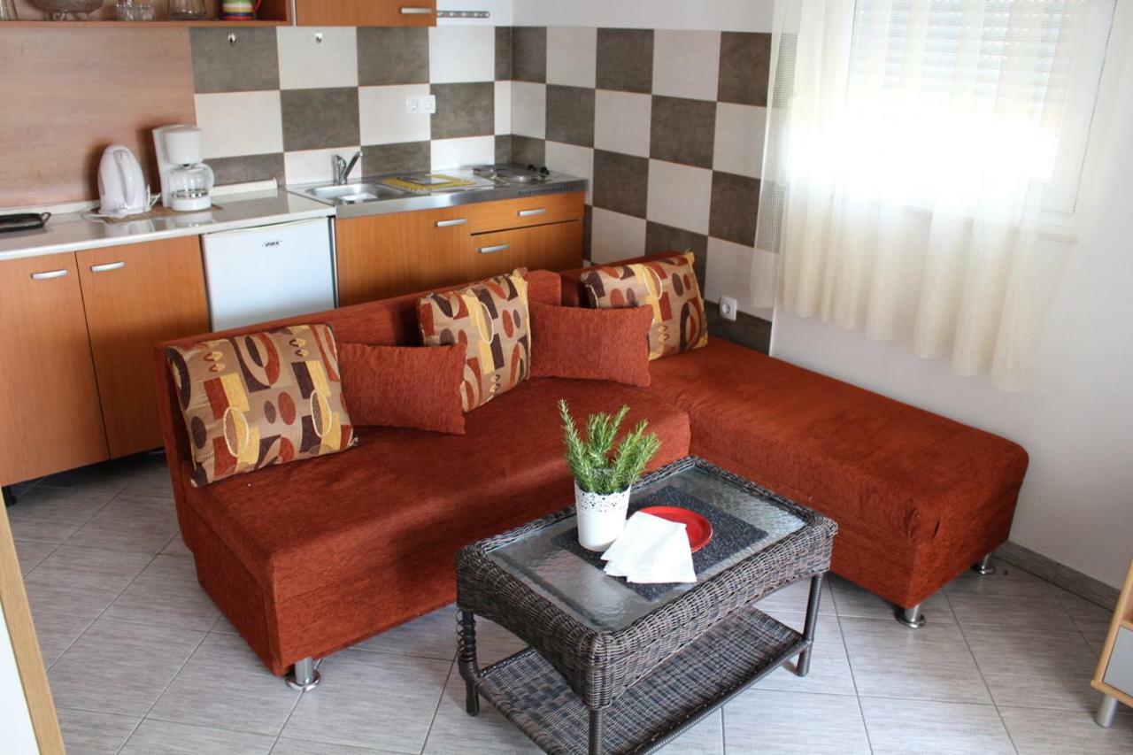 Mia 5 Apartment Crikvenica Exterior photo
